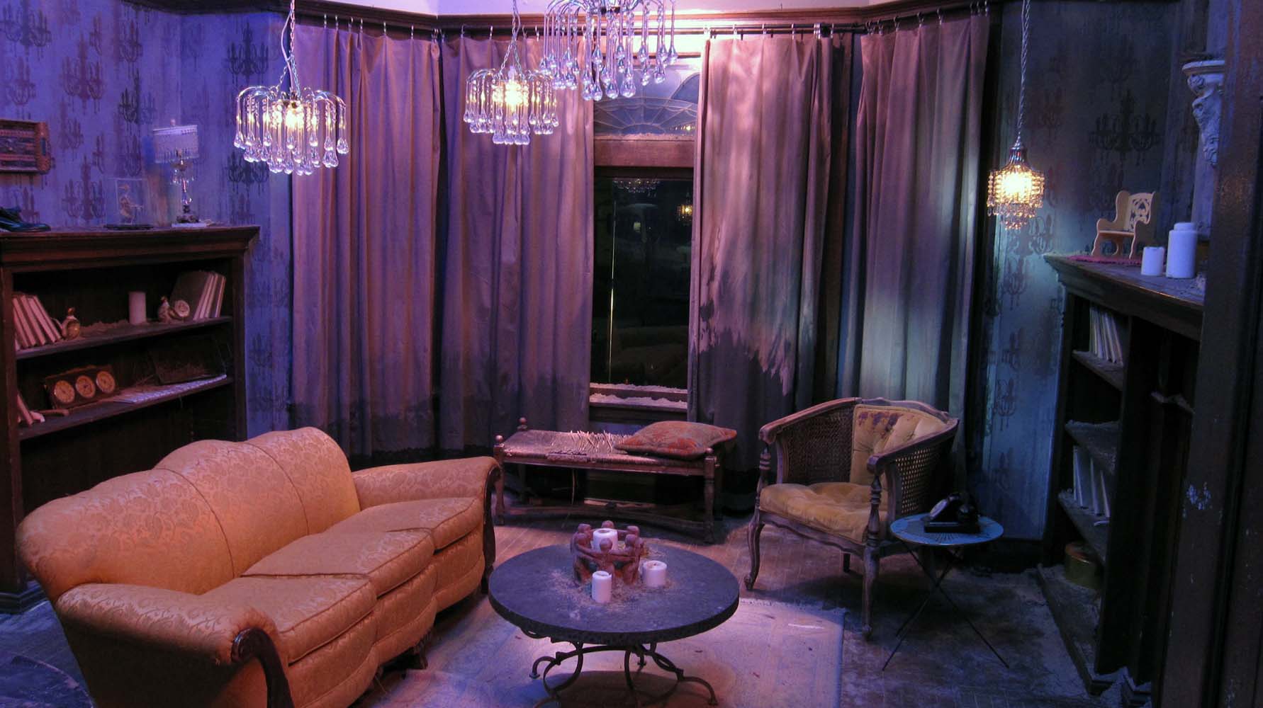 DEN ...location dress